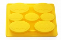 2016年,汉川专为青少年量身设计一款卡通冰格,出口巴西及加拿大等国家!