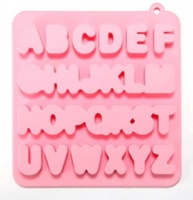 上海客户订购字母硅胶冰格,样品费上与汉川达成一致.