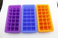 21格带盖硅胶冰格制冰盒