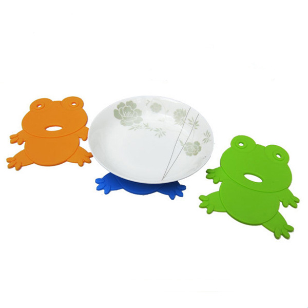 蜻蛙王子款卡通硅胶餐垫 硅胶餐垫批发 硅胶餐垫生产厂家