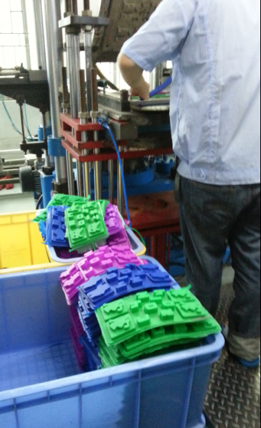 冰箱硅胶制冰格 冰箱硅胶制冰格