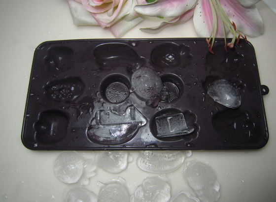 义乌硅胶冰格厂家