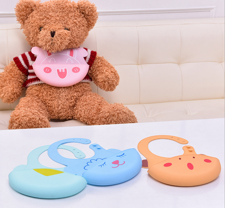 婴儿围兜如何挑选 婴儿围兜如何挑选